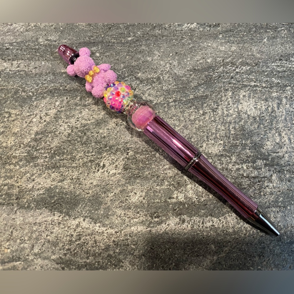 Handmade Beadable Roses Bear Pen